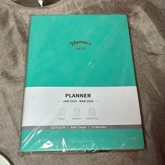 2024 - 2025 Planner- Calendar Planner 2024-2025 Leather Soft Cover (NIP) - Picture 1 of 4